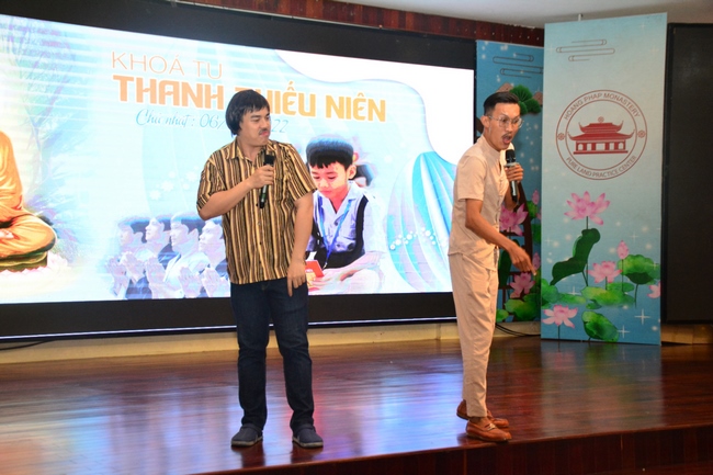 Khóa tu thanh thiếu niên